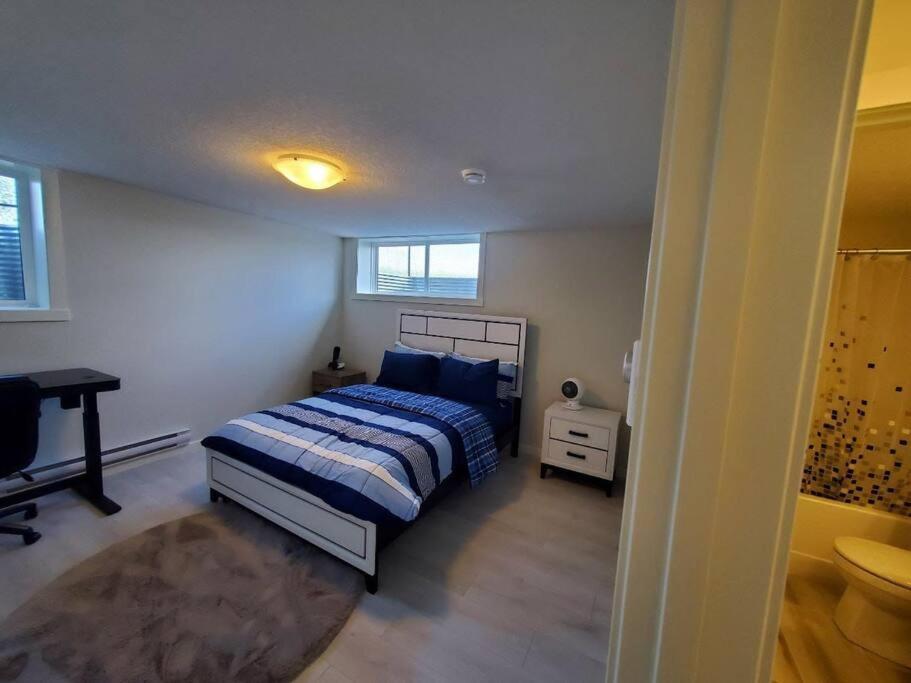 Cozy Rockland Park Unit+Parking Lejlighed YYC Eksteriør billede