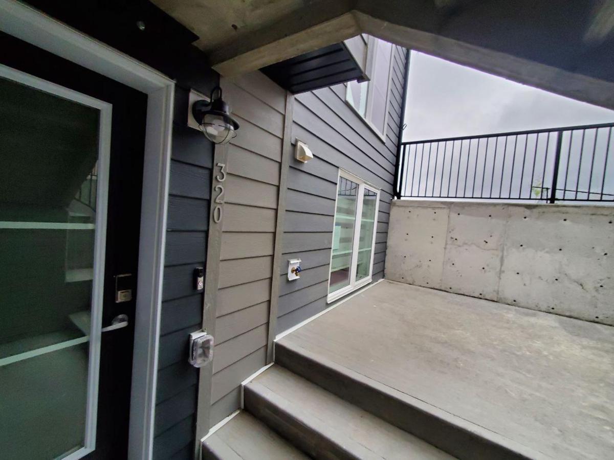Cozy Rockland Park Unit+Parking Lejlighed YYC Eksteriør billede