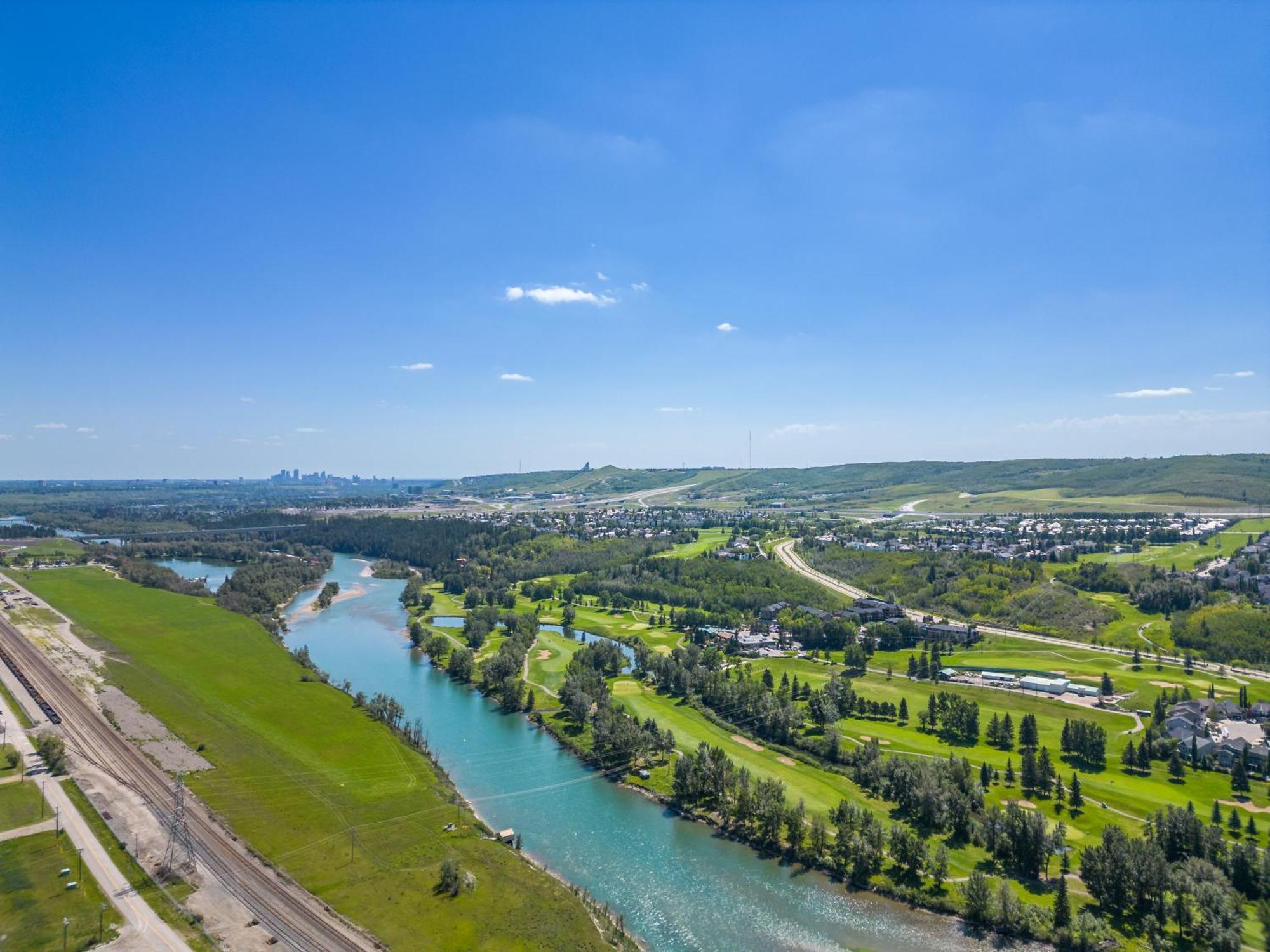 Cozy Rockland Park Unit+Parking Lejlighed YYC Eksteriør billede