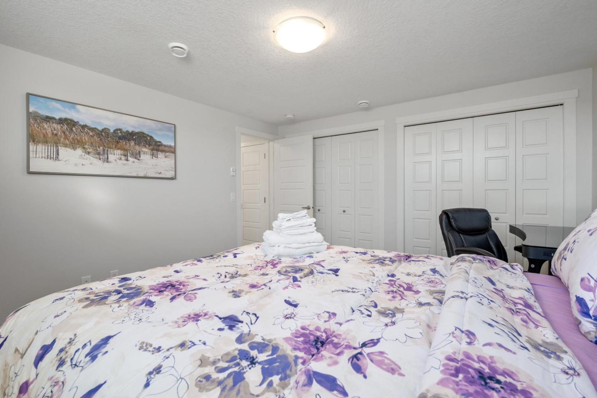 Cozy Rockland Park Unit+Parking Lejlighed YYC Eksteriør billede