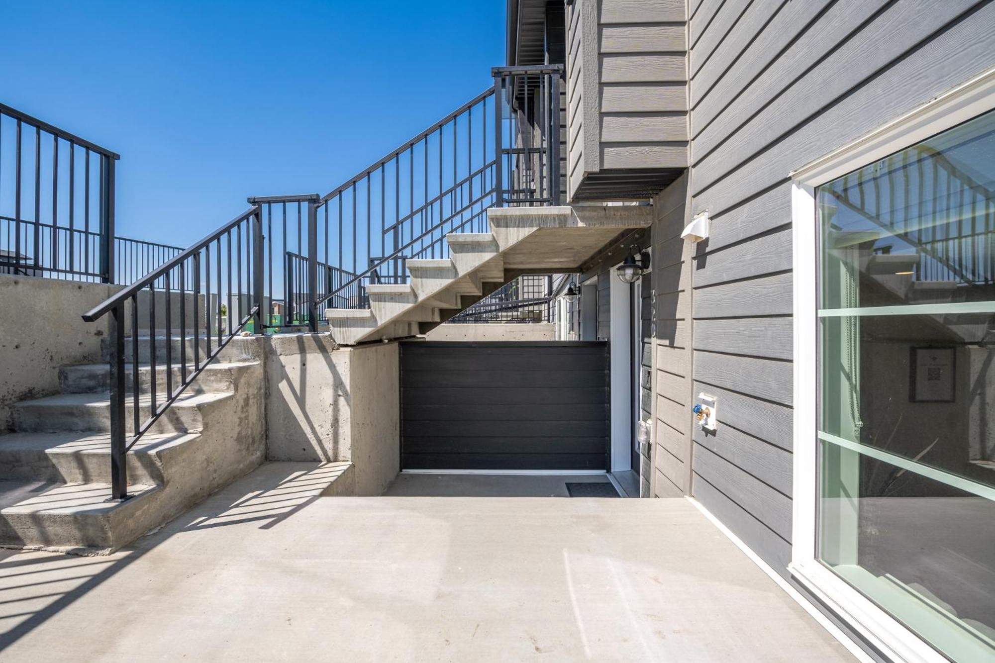 Cozy Rockland Park Unit+Parking Lejlighed YYC Eksteriør billede