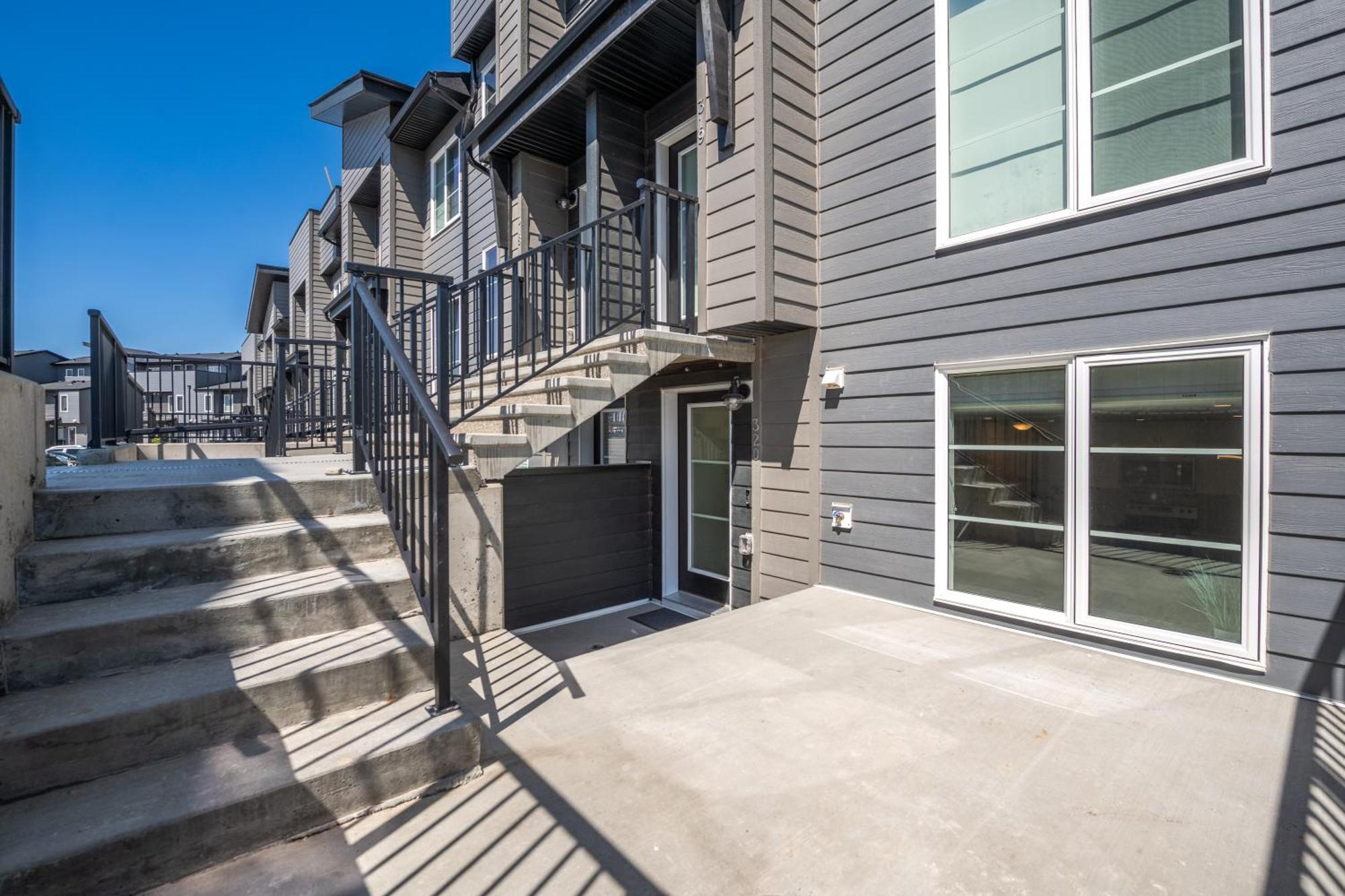 Cozy Rockland Park Unit+Parking Lejlighed YYC Eksteriør billede